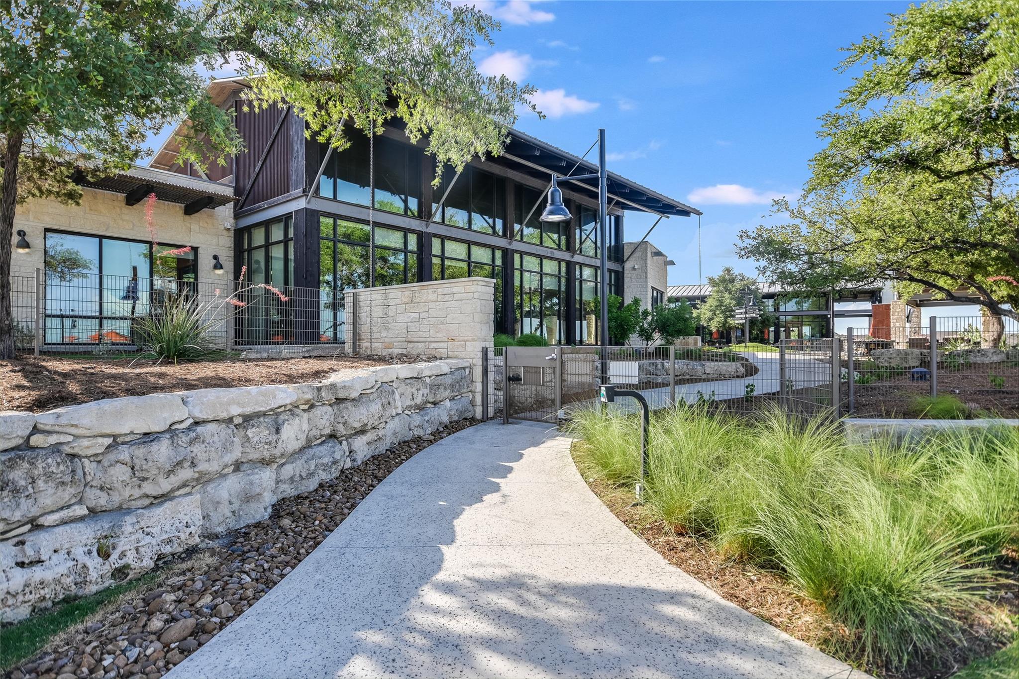 Dripping Springs, Texas 78620, United States, 5 Bedrooms Bedrooms, ,4 BathroomsBathrooms,Residential,Active,229622