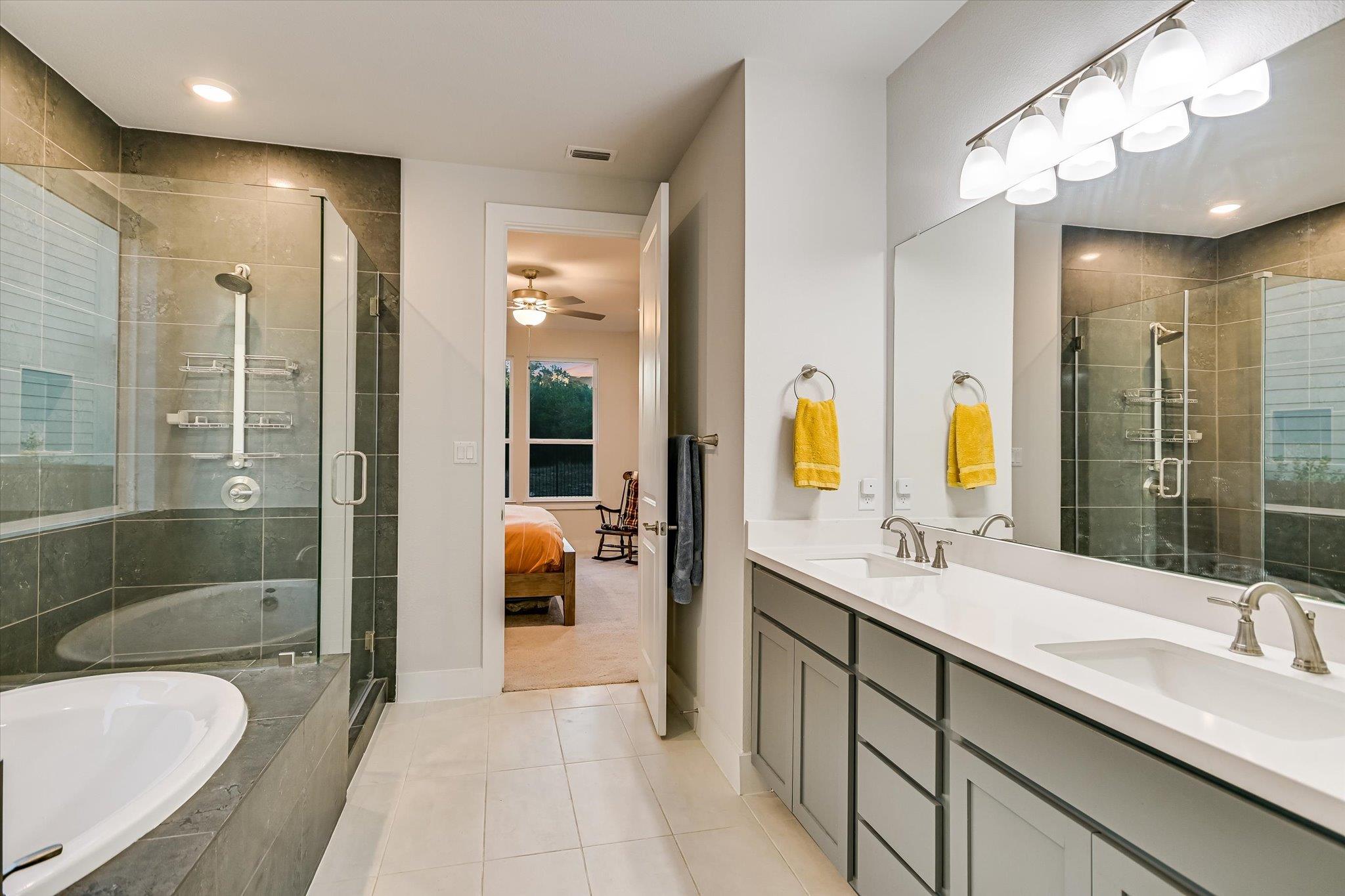 Dripping Springs, Texas 78620, United States, 5 Bedrooms Bedrooms, ,4 BathroomsBathrooms,Residential,Active,229622