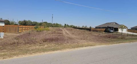 Photo of 169 El Rey DR, Kyle, TX 78640 (MLS # 9243458)