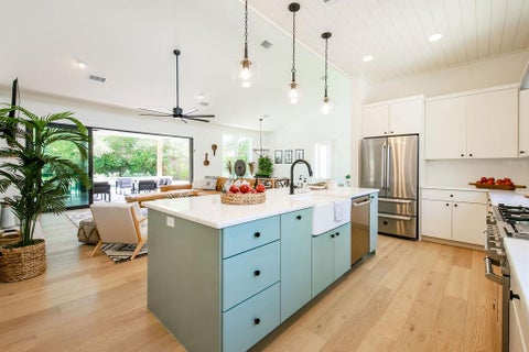 Tiny photo for 10206 Aqua Azul CT, Austin, TX 78733 (MLS # 5529569)