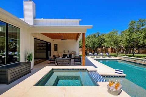 Photo of 10206 Aqua Azul CT, Austin, TX 78733 (MLS # 5529569)