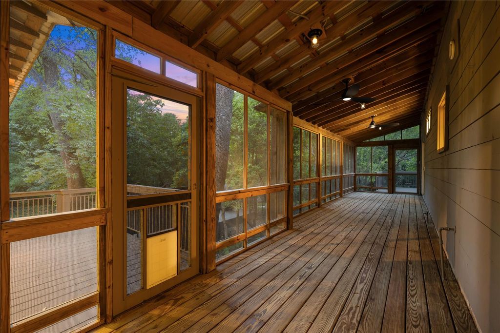 Photo for 5902 Tumbling CIR, Austin, TX 78731 (MLS # 6642207)