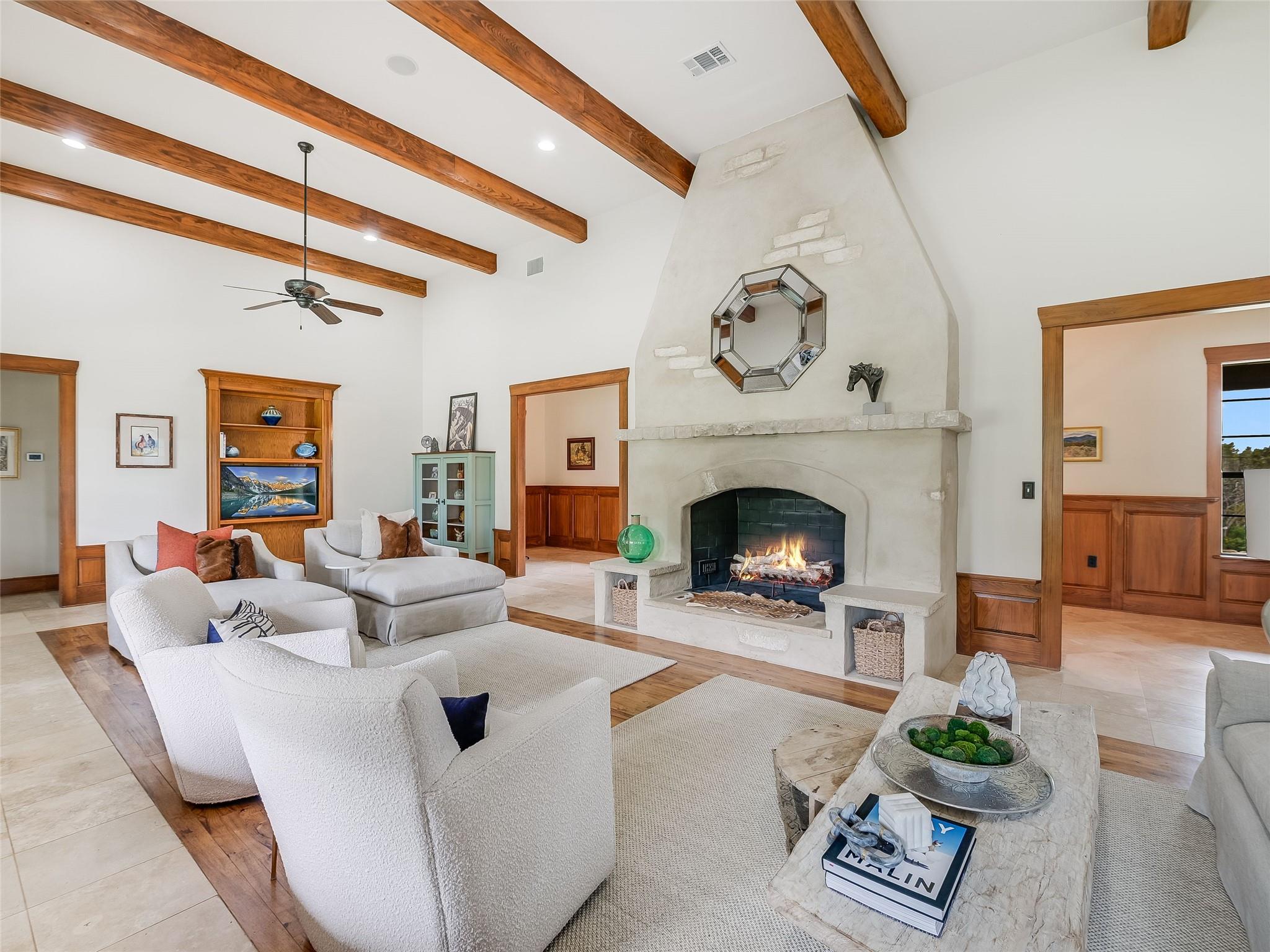 424 Hidden Creek DR