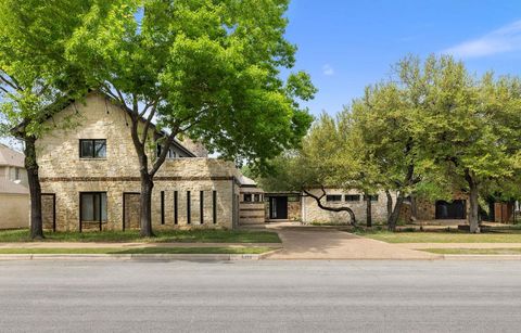 412 Champions DR Georgetown TX 78628