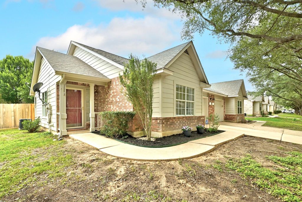 Photo of 186 Prairie Springs LOOP, Georgetown, TX 78626 (MLS # 5681643)