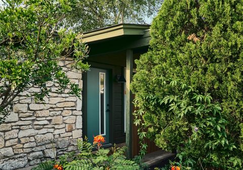 Photo of 6806 Syracuse CV, Austin, TX 78723 (MLS # 7775686)