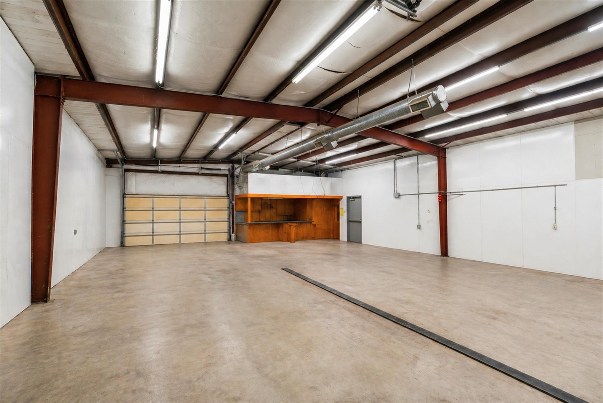 1389 Highway 290 E