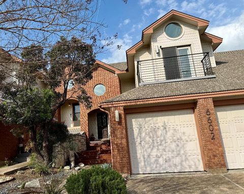Photo of 6602 Mesa Hollow DR, Austin, TX 78750 (MLS # 3790774)