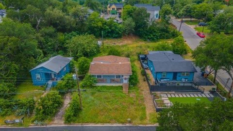 Photo of 1410 Luna ST, Austin, TX 78721 (MLS # 5114576)