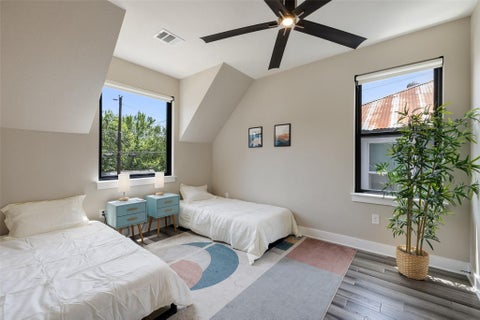 Tiny photo for 2202 Santa Rita ST, Austin, TX 78702 (MLS # 8096030)