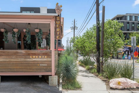 Tiny photo for 2202 Santa Rita ST, Austin, TX 78702 (MLS # 8096030)