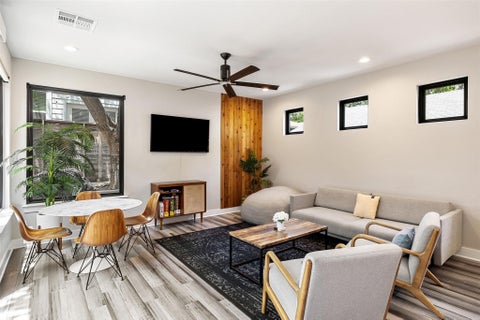 Tiny photo for 2202 Santa Rita ST, Austin, TX 78702 (MLS # 8096030)