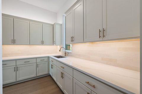 Tiny photo for 806 Geiger PATH, Lakeway, TX 78738 (MLS # 2450827)