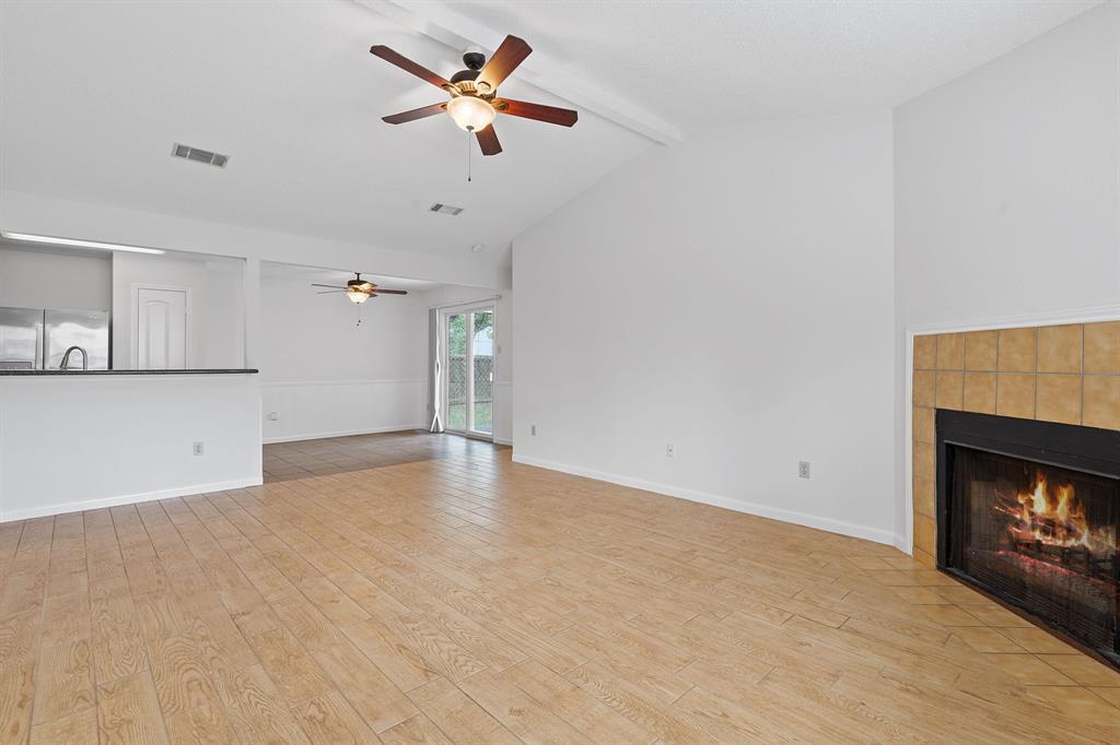 12706 Heinemann DR