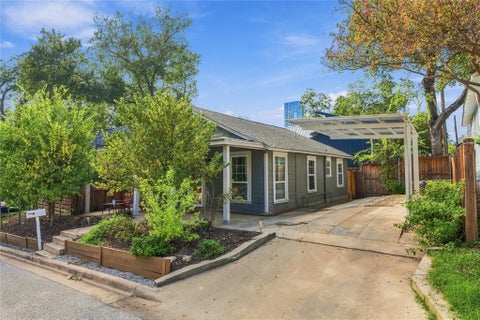 Tiny photo for 66 Navasota ST, Austin, TX 78702 (MLS # 1134777)