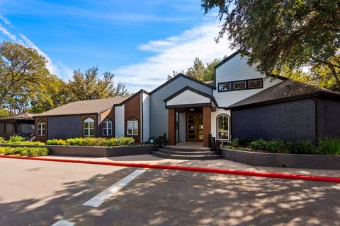 Photo of 12001 Metric BLVD #1032, Austin, TX 78758 (MLS # 8821193)