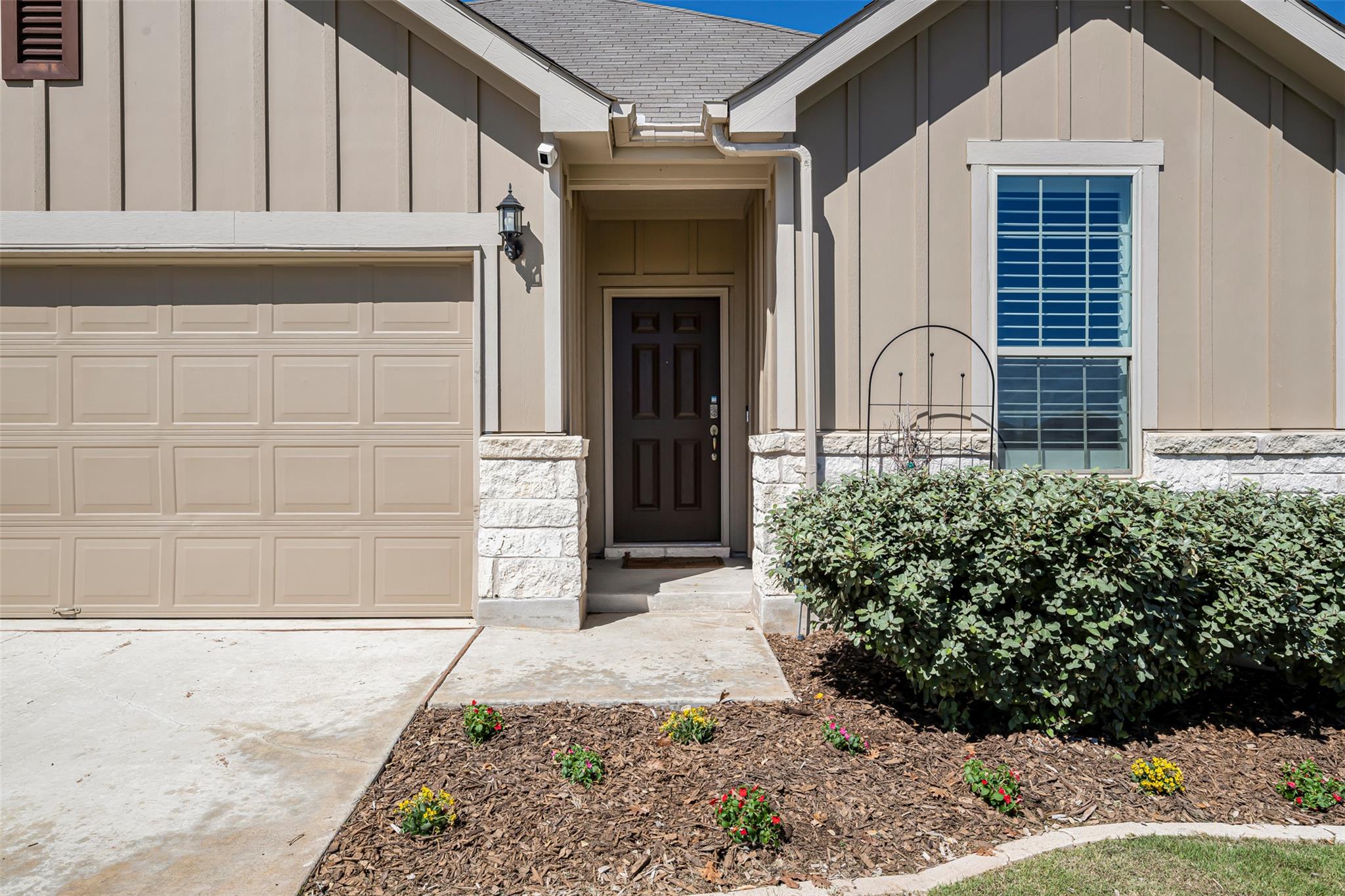 289 Grace Lilly DR