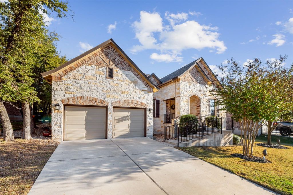 Photo of 419 Ancient Oak WAY, San Marcos, TX 78666 (MLS # 5557923)