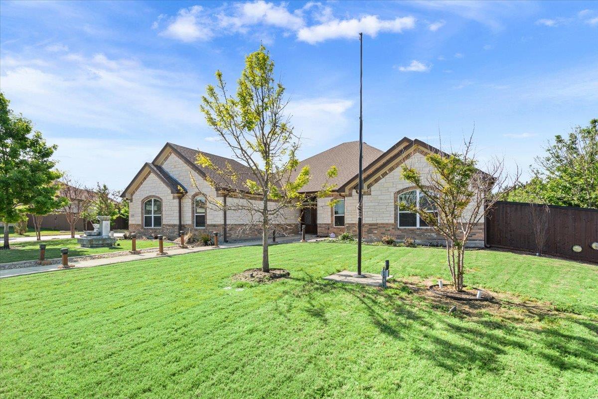 8381 Goliath DR