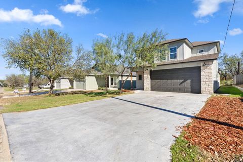 853 Cypress LN Cottonwood Shores TX 78657