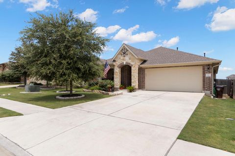 521 Kirkhill ST Hutto TX 78634