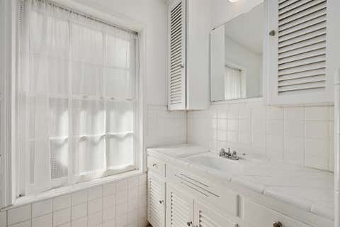 Tiny photo for 2402 Elmglen DR, Austin, TX 78704 (MLS # 8728945)