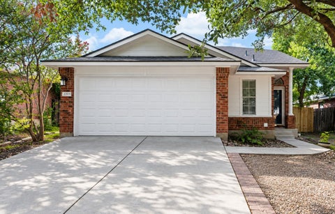 Photo of 2205 Ada LN, Round Rock, TX 78664 (MLS # 2337558)
