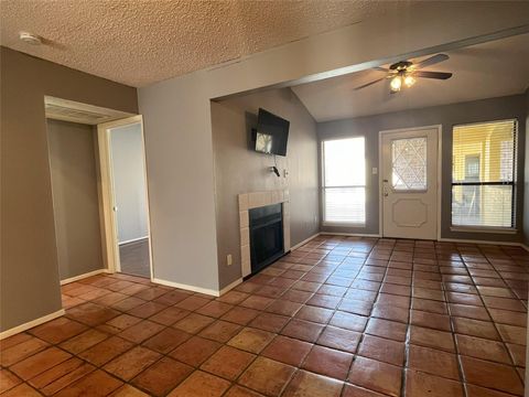 Photo of 806 W 24th ST #303, Austin, TX 78705 (MLS # 7940073)