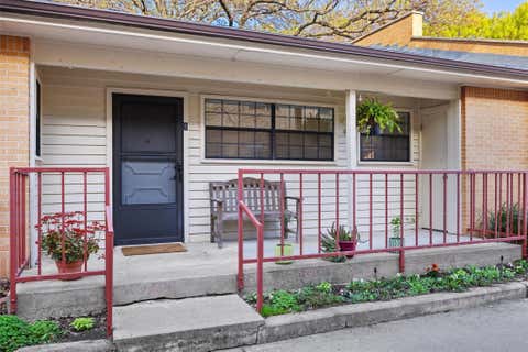 Photo of 2301 Lawnmont Ave #1, Austin, TX 78756 (MLS # 1040515)
