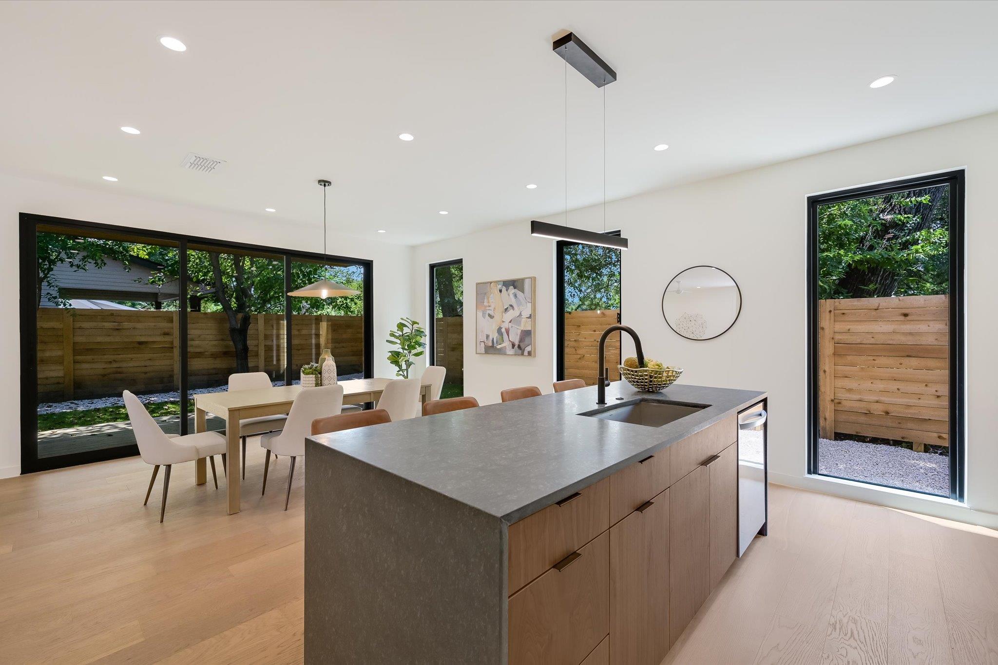 2705 Francisco ST Unit B, Austin