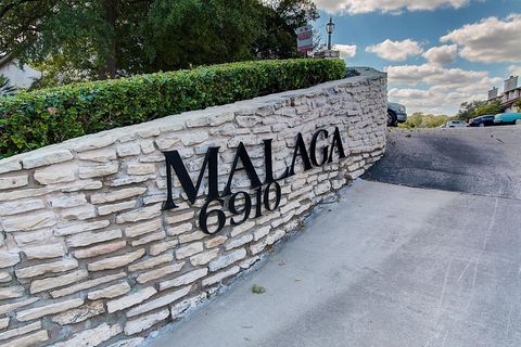 Photo of 6910 Hart LN #408, Austin, TX 78731 (MLS # 3322889)