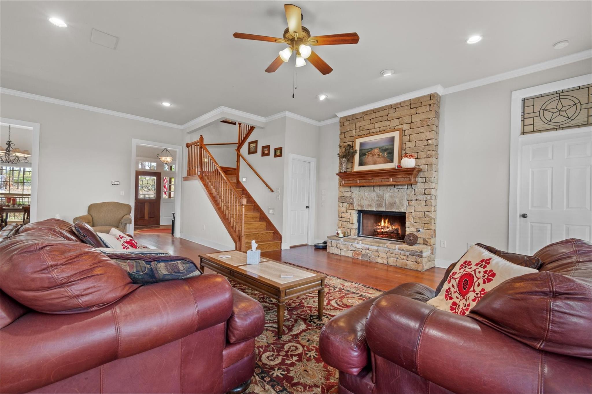 1295 Berry LN