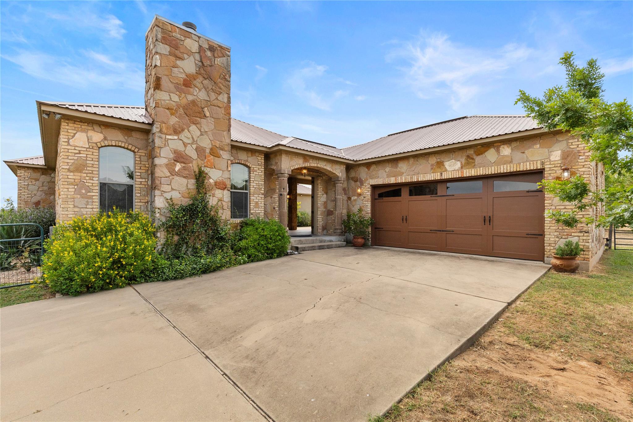 189 Sandy Creek Ranch DR