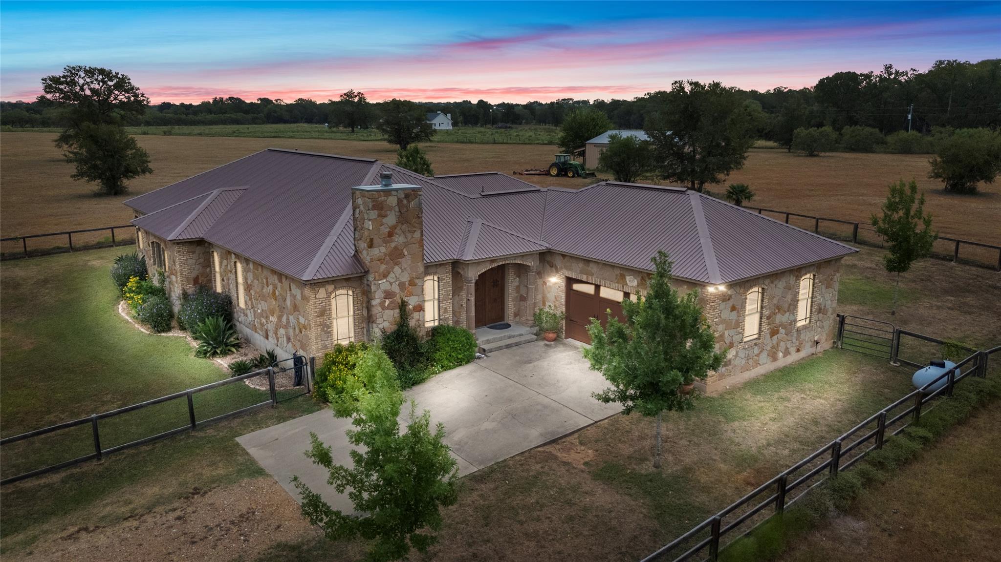 189 Sandy Creek Ranch DR