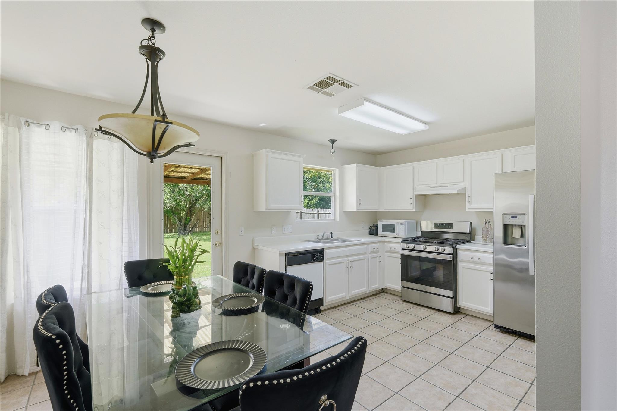 310 Raintree DR