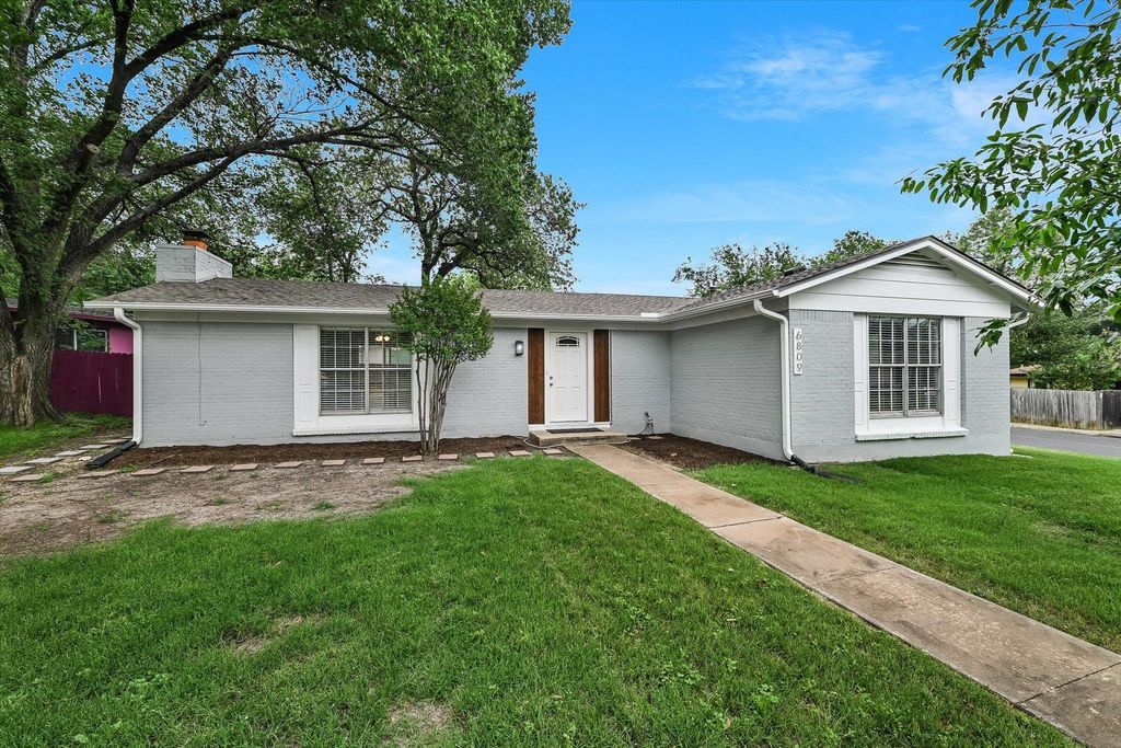 Photo of 6809 Hanover LN, Austin, TX 78723 (MLS # 2479088)