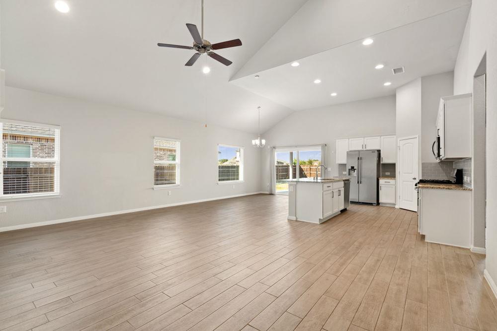 2412 Star Hill Ranch ST