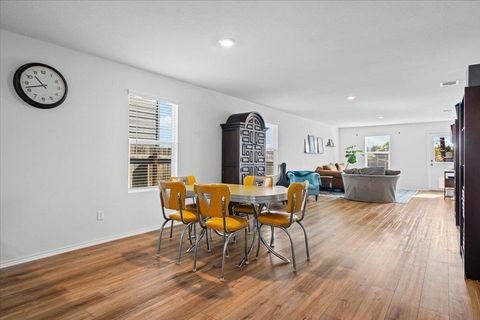 Tiny photo for 13617 Knights Branch DR, Elgin, TX 78621 (MLS # 3623967)