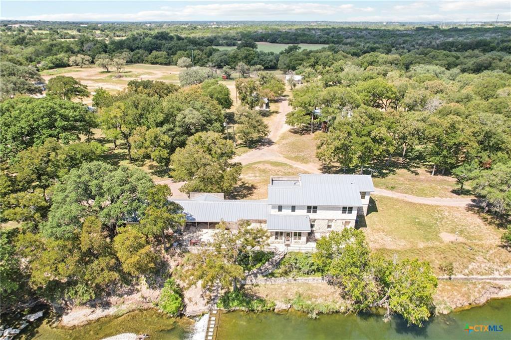 190 Private Road 3011