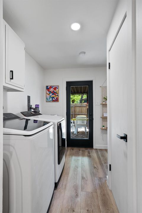 Tiny photo for 3005 Leaning Oak CIR, Austin, TX 78704 (MLS # 6107892)