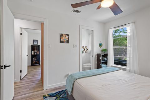 Tiny photo for 3005 Leaning Oak CIR, Austin, TX 78704 (MLS # 6107892)