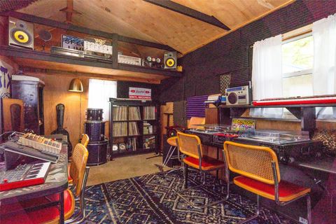 Tiny photo for 3005 Leaning Oak CIR, Austin, TX 78704 (MLS # 6107892)