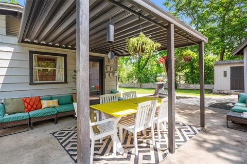 Tiny photo for 3005 Leaning Oak CIR, Austin, TX 78704 (MLS # 6107892)