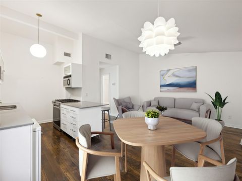 1503 W 9th ST 204 Austin TX 78703