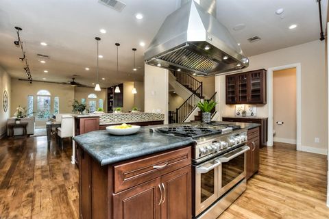 Tiny photo for 1529 Barton Springs RD #16, Austin, TX 78704 (MLS # 6651263)