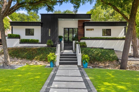 Photo of 2909 Hillview RD, Austin, TX 78703 (MLS # 6011121)