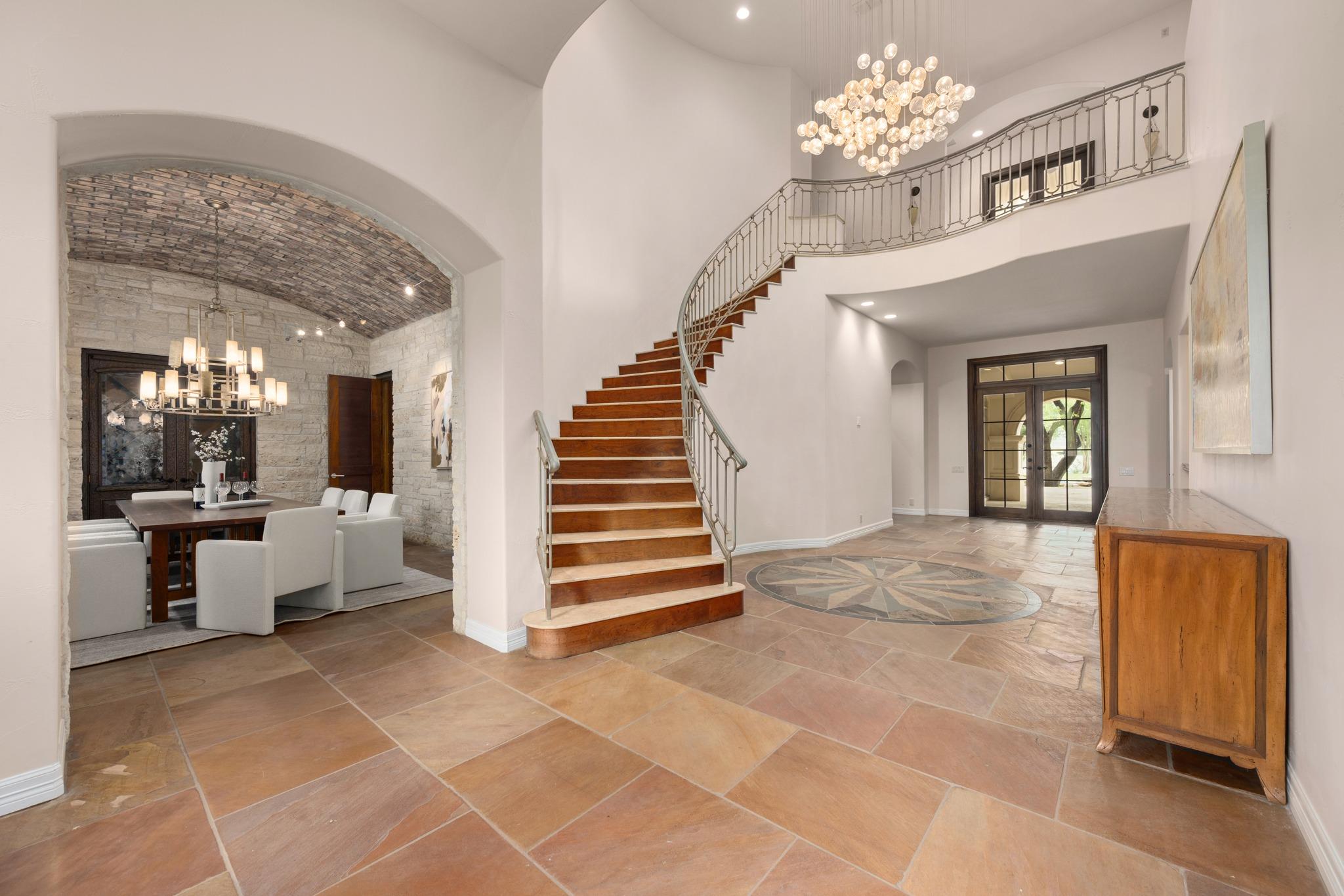 3407 Woodcutters WAY