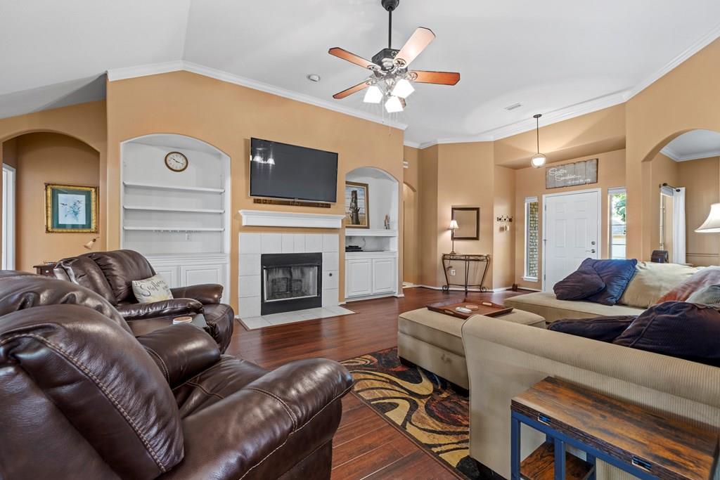 313 Heritage Hills DR