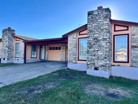Photo of 2305 S Bagdad RD, Leander, TX 78641 (MLS # 3116388)