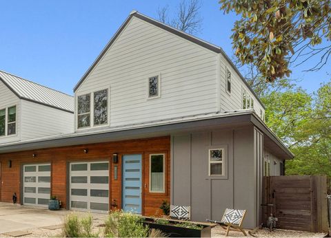 1409 Alegria RD B Austin TX 78757